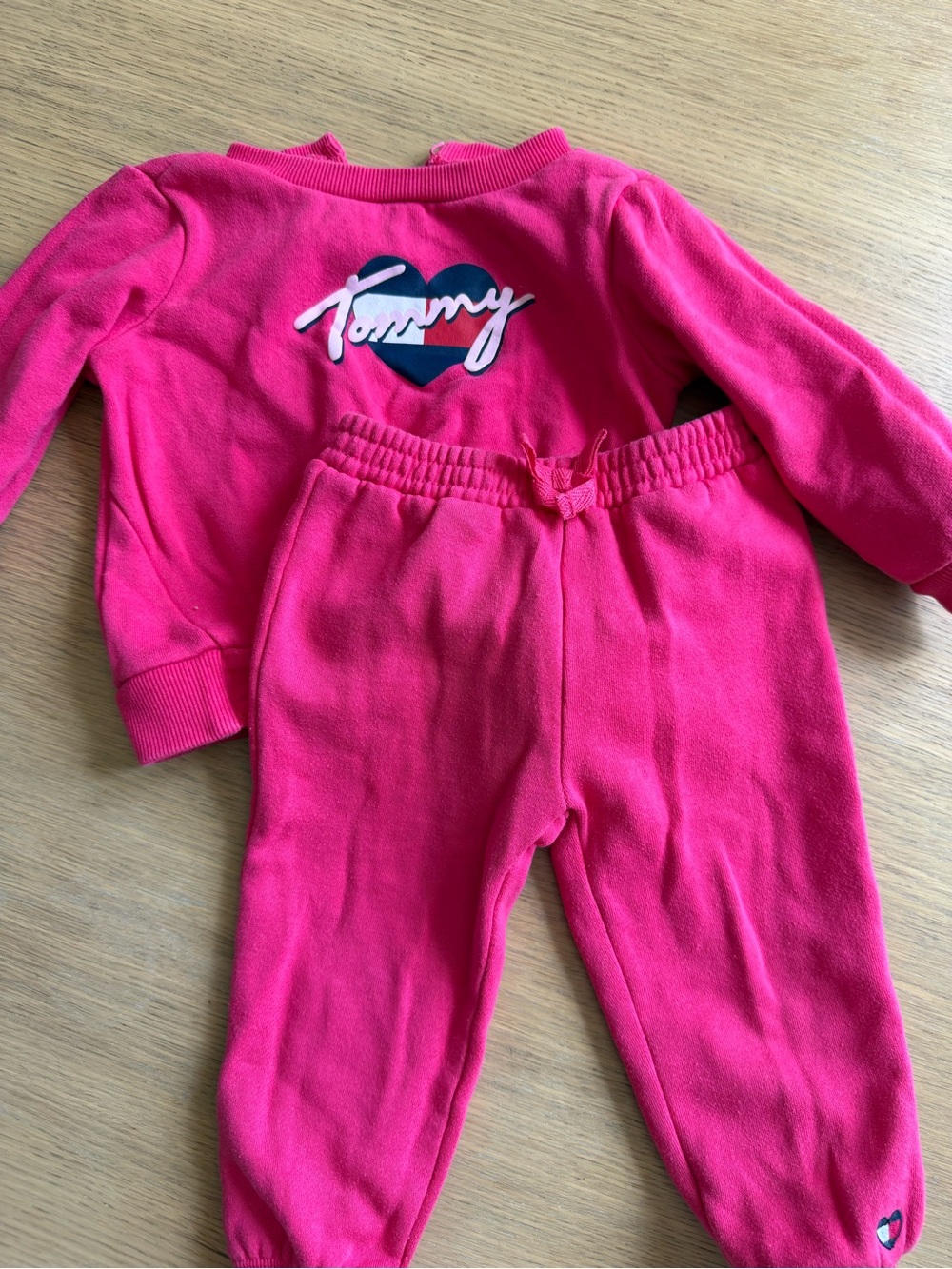 Tommy Hilfiger Bright Pink Sweatshirt & Jogger Set with Navy Heart Detail